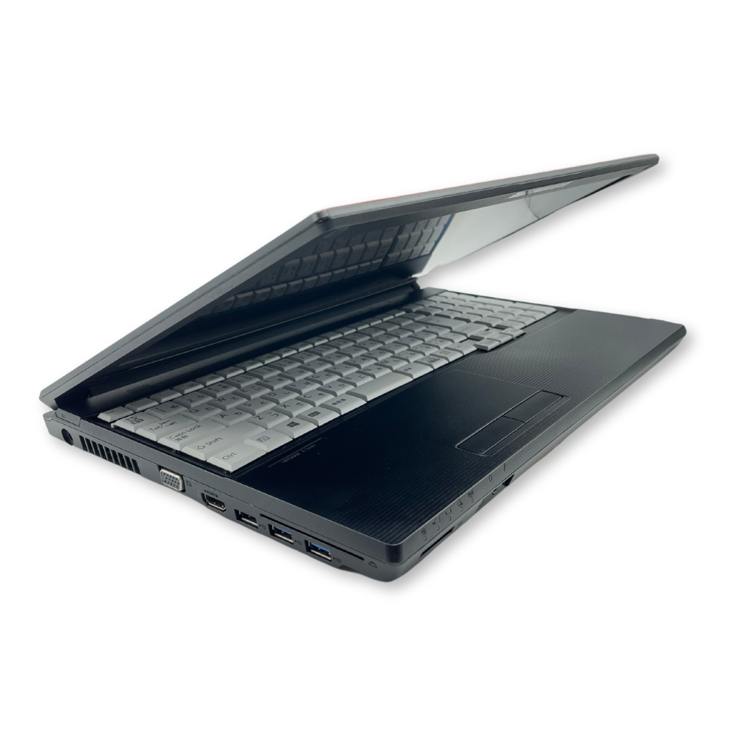 Fujitsu Lifebook A749（メモリ16GB）